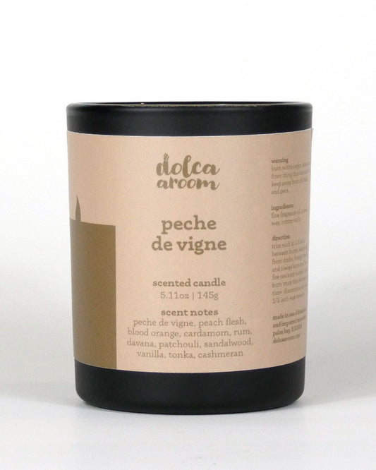 dolca aroom 5.11oz scented candle, peche de vigne scent